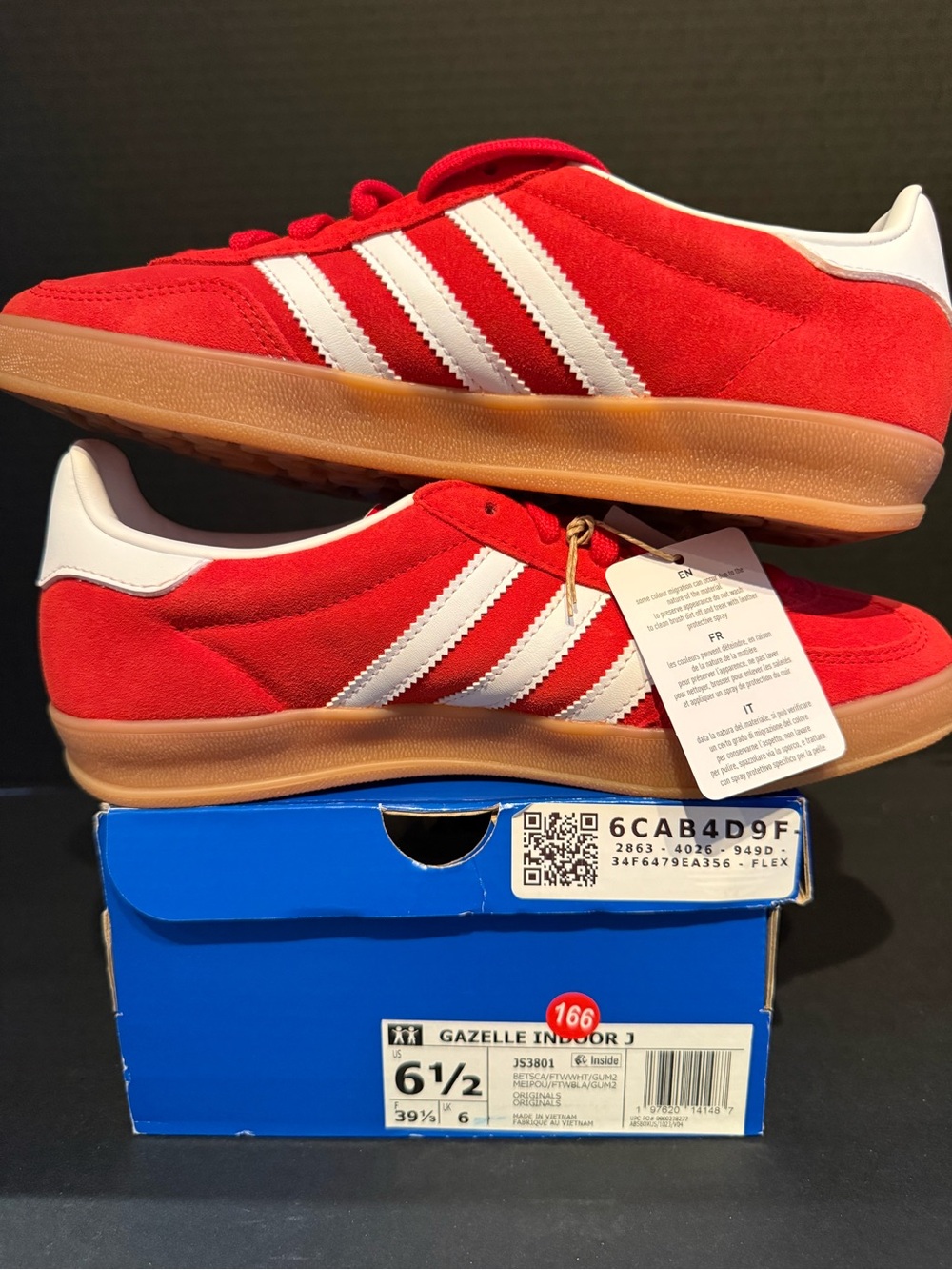 adidas Gazelle Indoor Sneaker in Red and White with Gum Sole 6.5M/7.5W - Picture 2 of 5